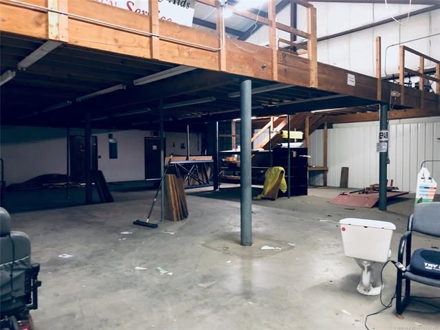 5 S 5th St, McAlester, OK 74501